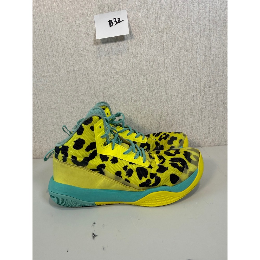 Moolah Kicks Womens Phantom 1 Basketball‎ Shoes Size 7 Electric Cheetah